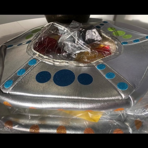 Pottery Barn UFO kids Costume Light Up NWT - Picture 5 of 9